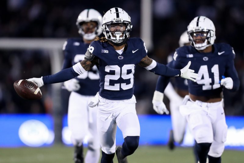 College football poll hot takes: SEC whips Big Ten in rankings, not playoff
