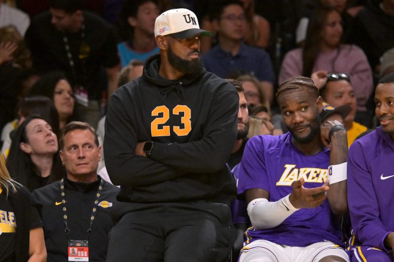 LeBron James continues to practice with Lakers’ G-League affiliate